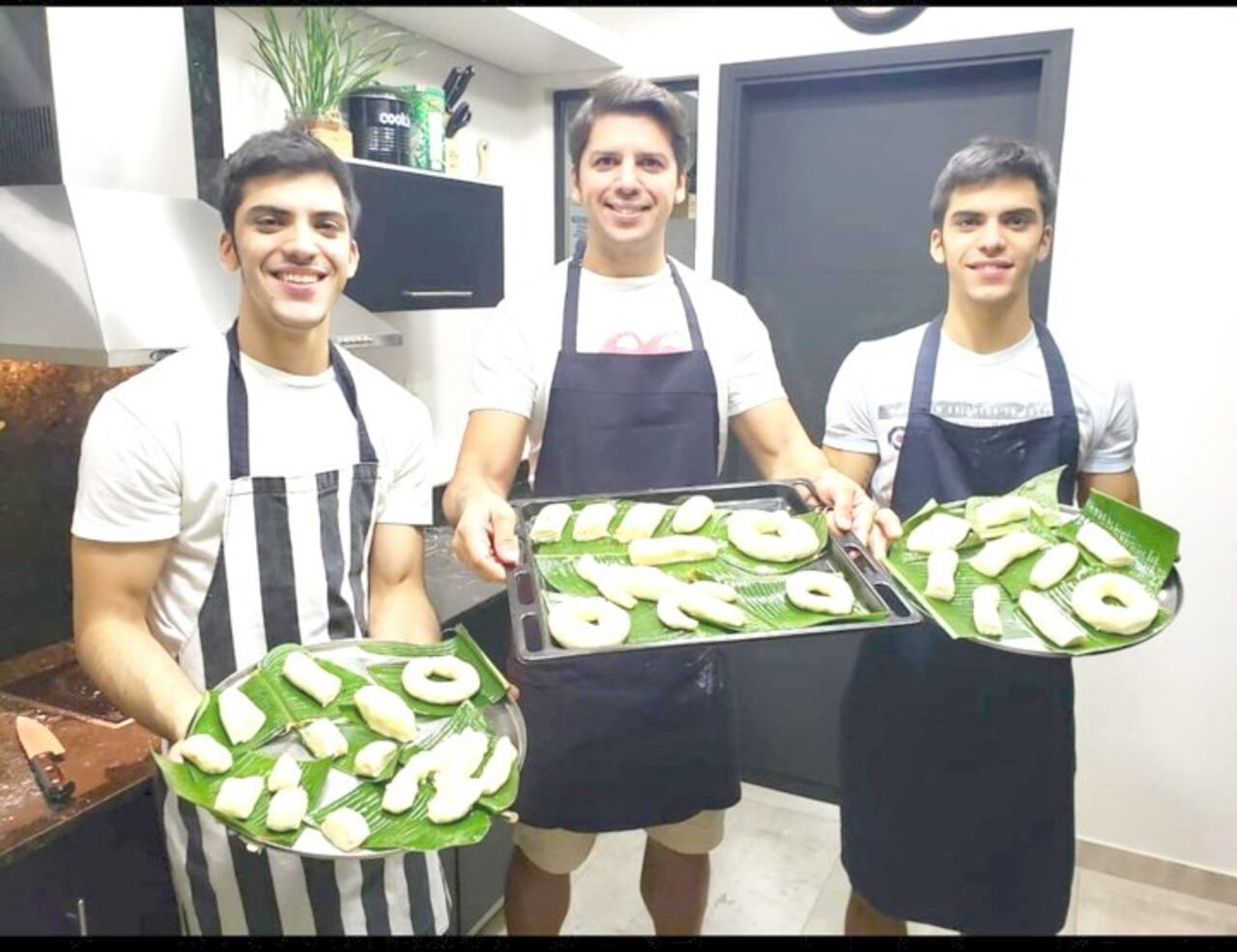 “Nutridiego” y sus hijos mellizos prepararon chipa antiengorde.