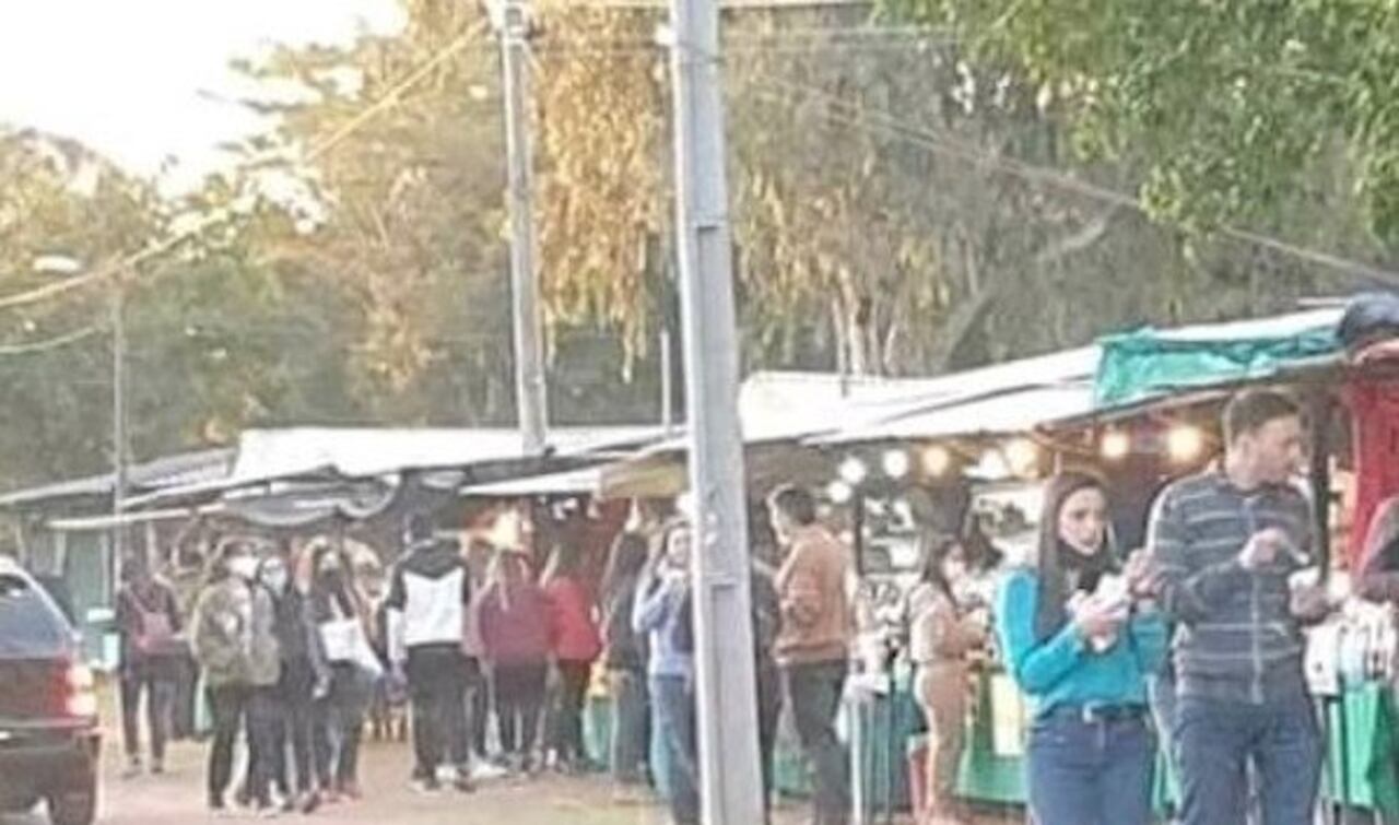 Semanas atrás habían denunciado aglomeración en los stand de frutilleros. Ahora ya tienen miedo de ir.
