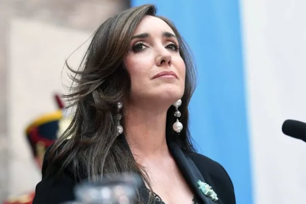 Vice argentina enciende el partido recordando las Malvinas