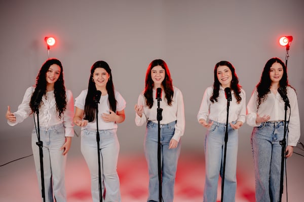 “Musas” opurahéi el Himno a capela e inspiran a la Albirroja