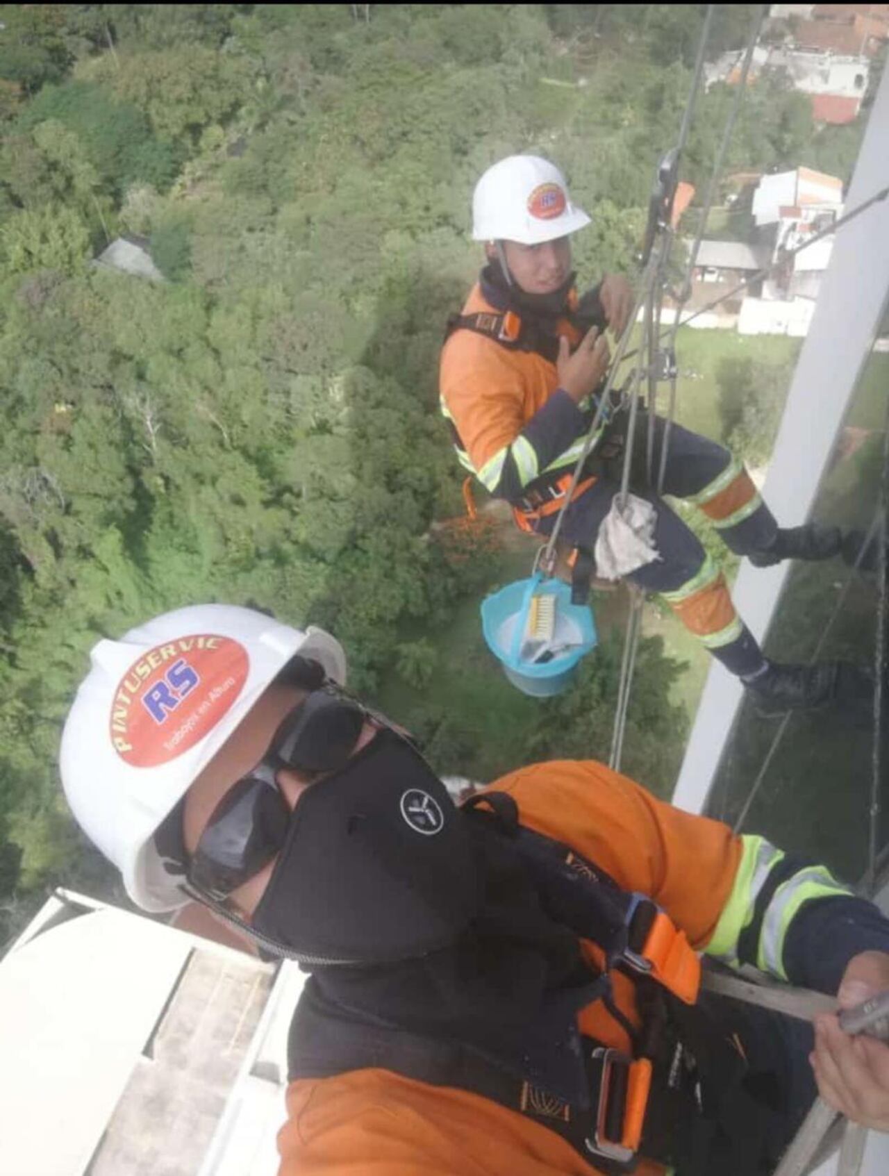 Los “silleteros” aseguran que su labor no es para cualquiera.