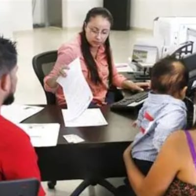 ¿Se puede llevar primero el apellido de la mamá?