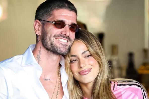 ¡Ja’u la sopaaaa! Tini y Rodrigo De Paul darán el “sí quiero”