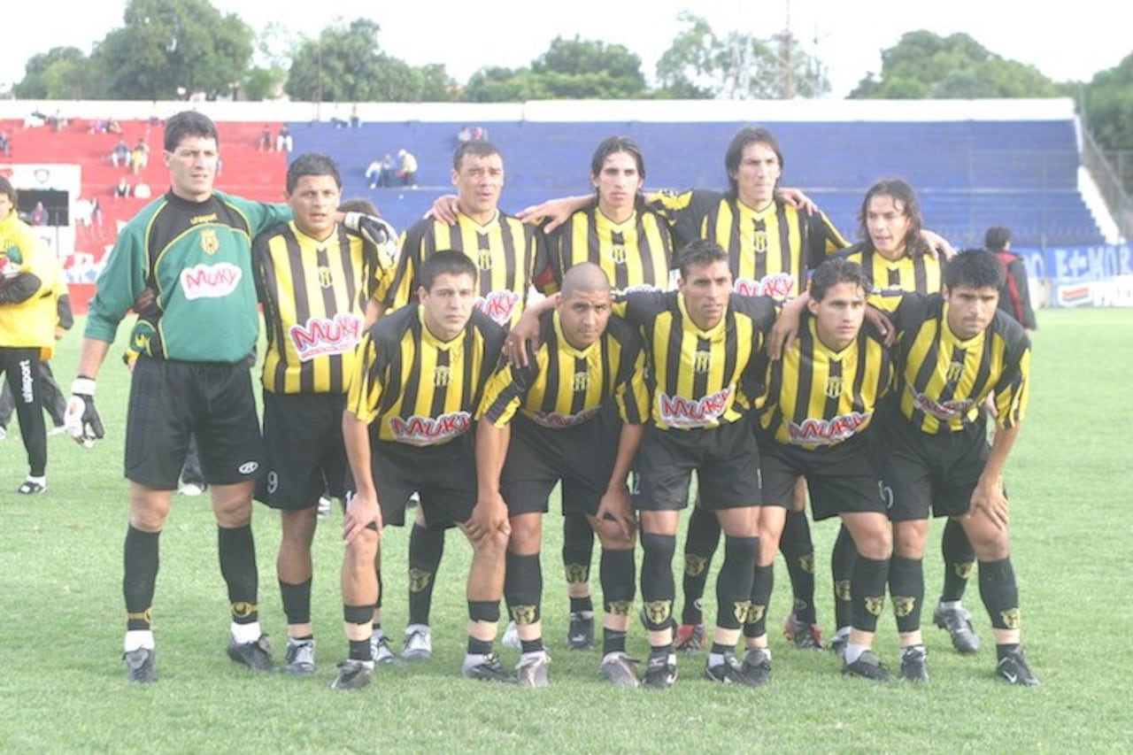 Gilberto Velázquez, de cuando jugaba en Guaraní.