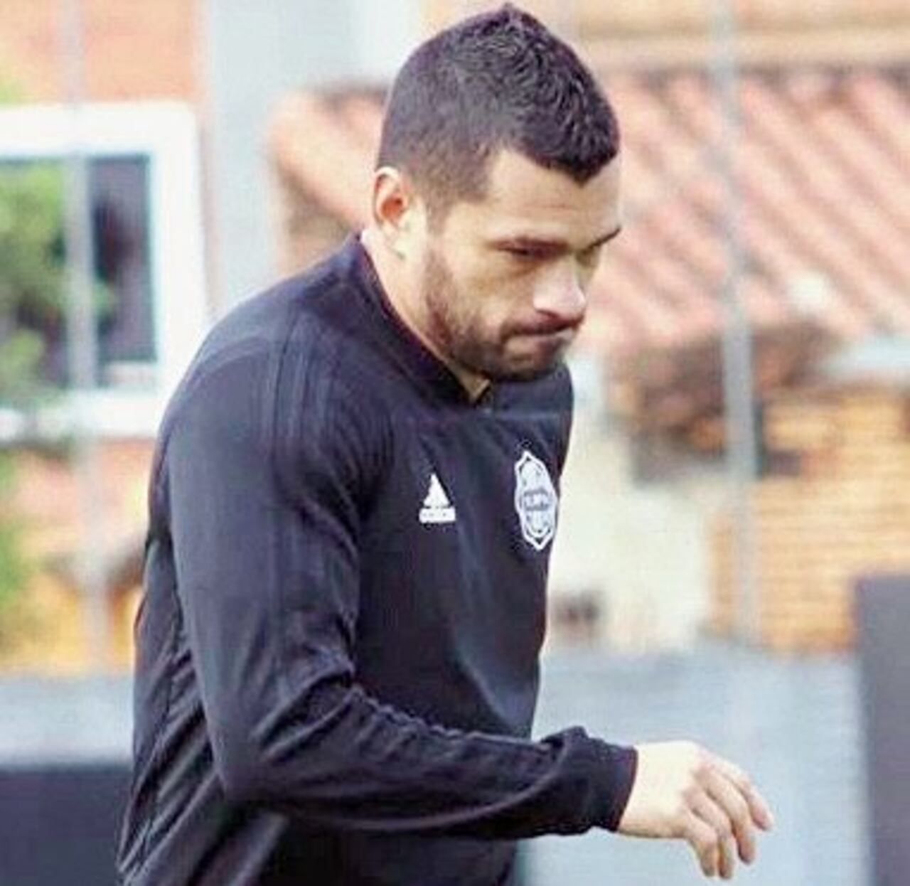 Miguel Samudio, lateral.