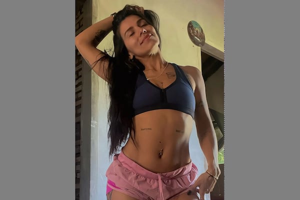 ¡Cuerazo! Mostró sus marquitas en las redes