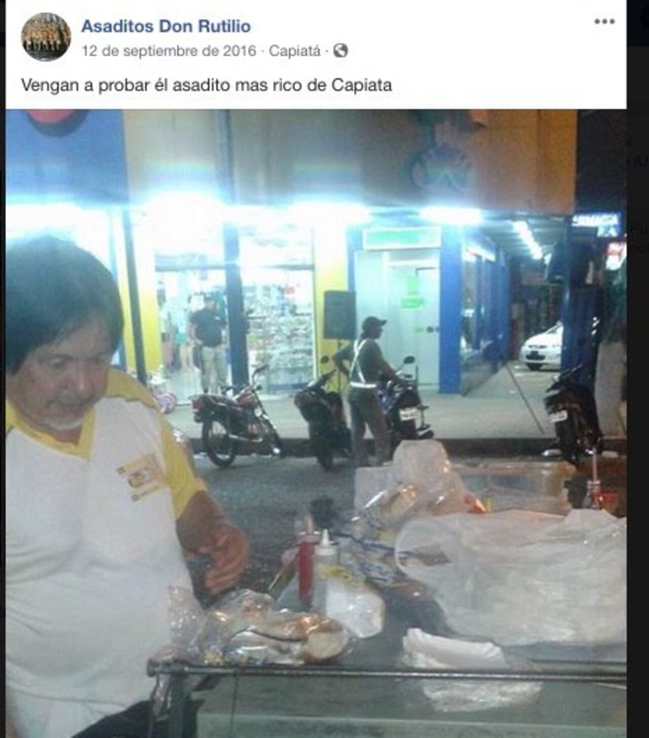 Así se le encuentra en Facebook.