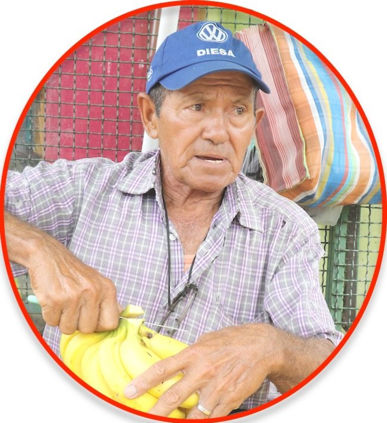 Los ánimos nunca le faltan para atender a los clientes he’i.
