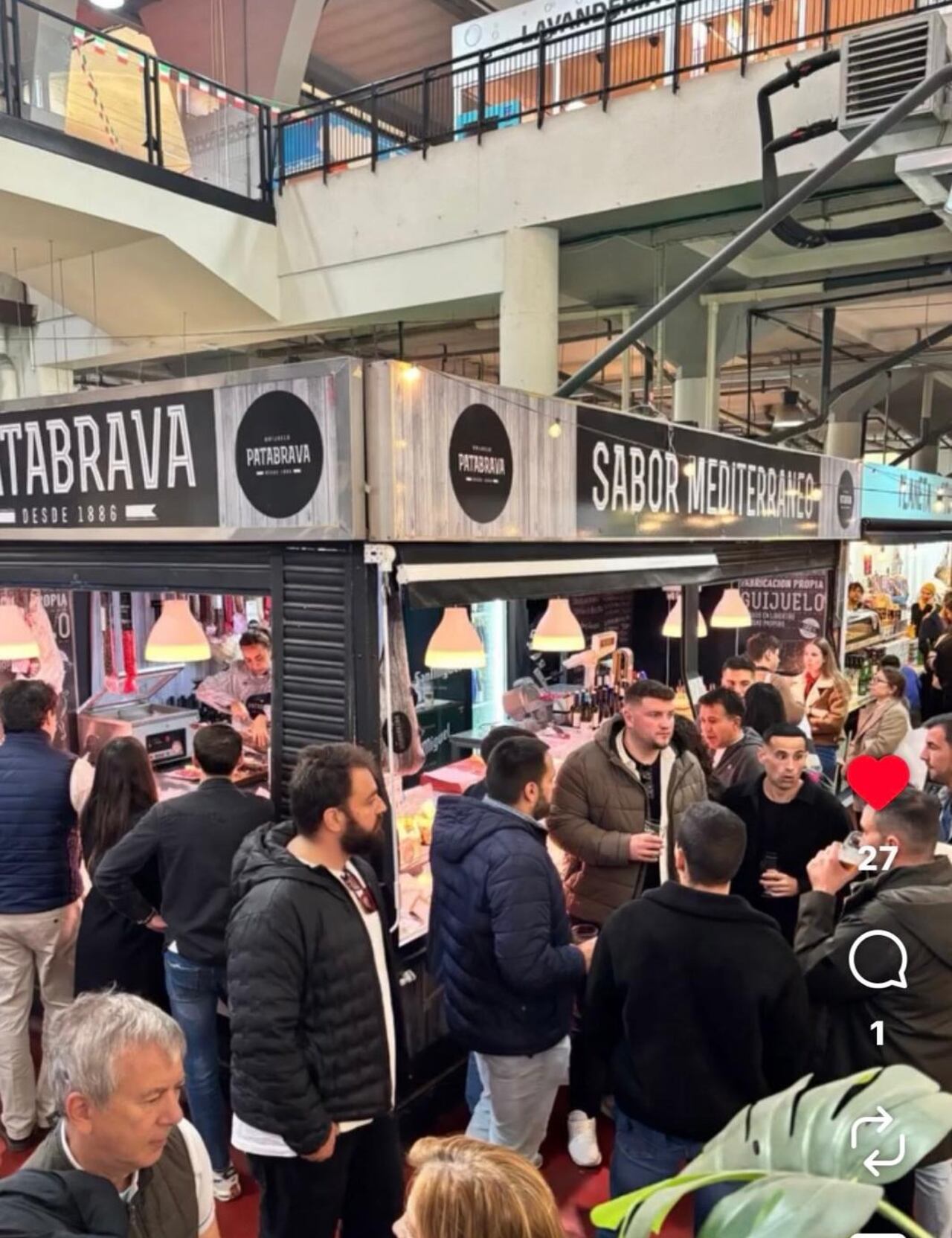 Sabor Mediterráneo se llama el local y está dentro del Mercado de la Cebada.