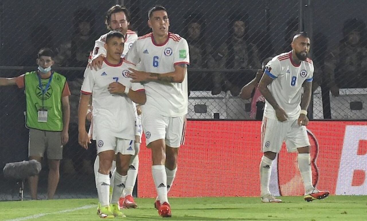 Alexis Sánchez fue uno de los jugadores chilenos más regulares a lo largo del partido.