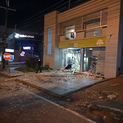 Un “polibandi” sería uno de los asaltantes de bancos de esta madrugada