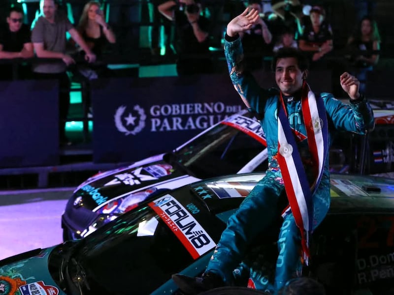 Con show purete arrancó el mejor rally del mundo