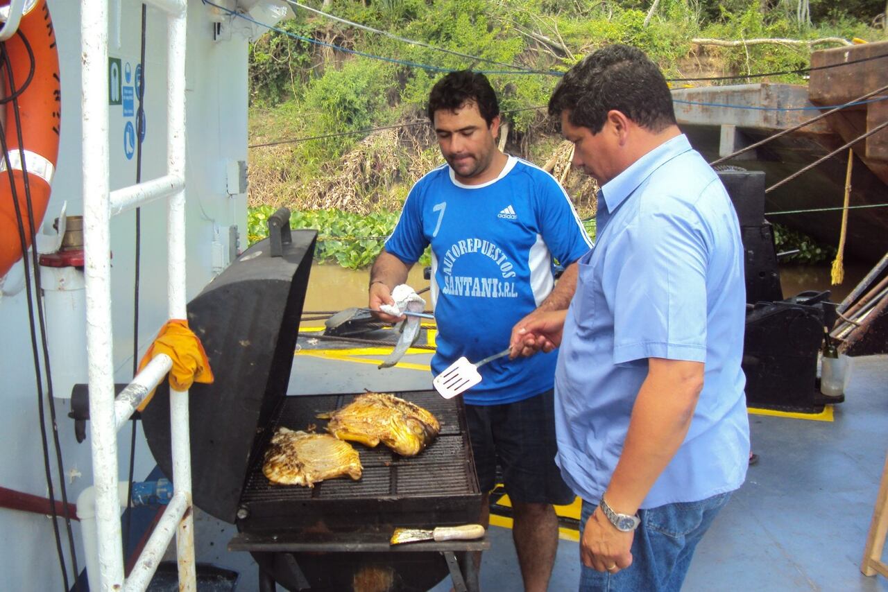 Comía y dormía en el barco durante los viajes.