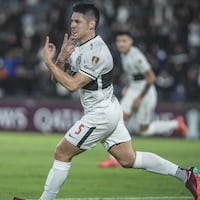 Saúl Salcedo sufre duro accidente