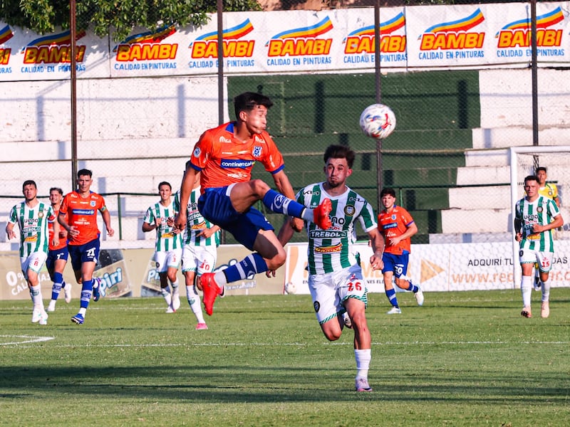 En partido hendy empataron Rubio Ñu y el Gallo