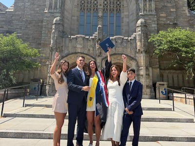 ¡Qué capa! Nicole ahora ayudará a “remar” para llegar a fin de mes