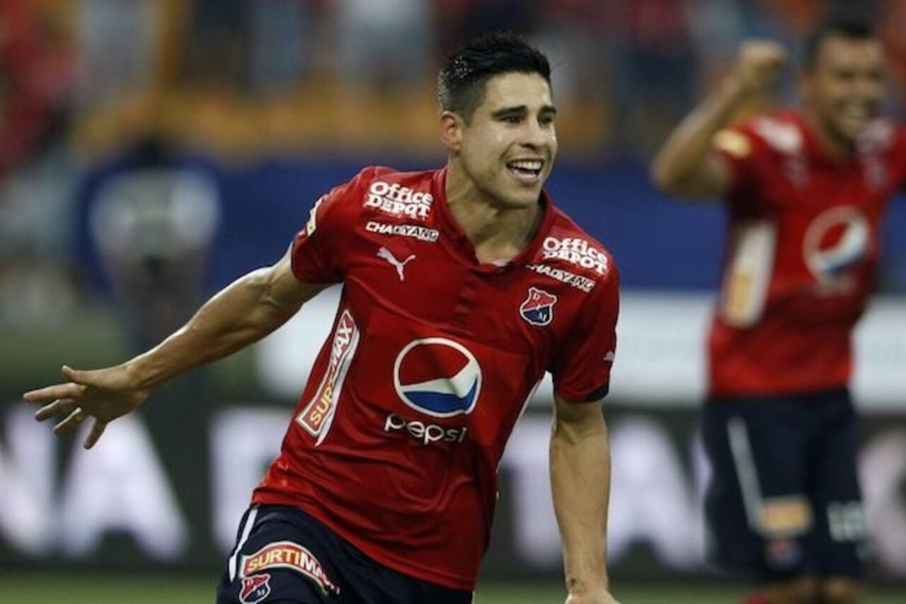 TALENTOSO. Ya es un veterano, sin embargo no perdió su gran calidad; Mauricio Molina forma parte del plantel del DIM.