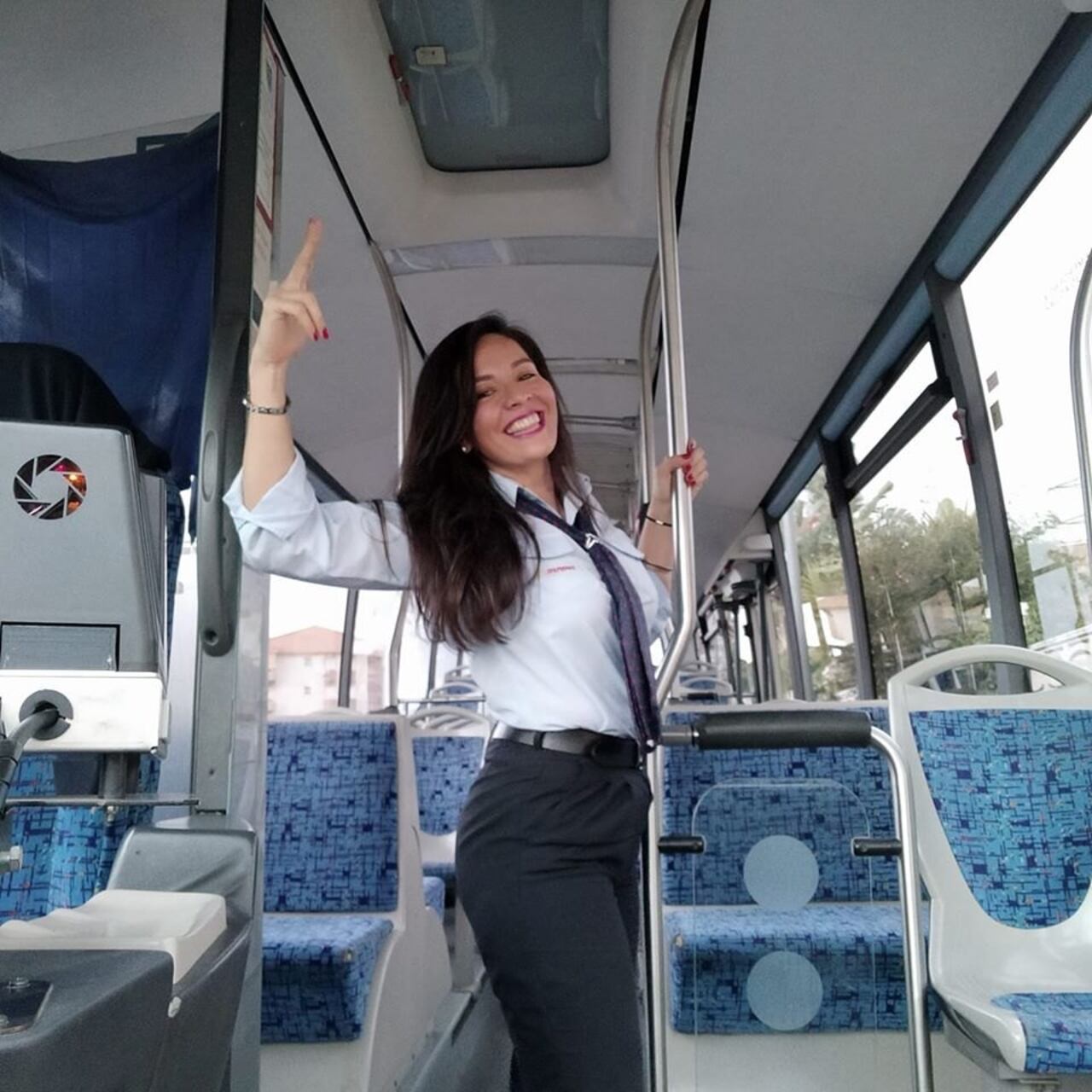 Es maestra recibida, pero estudió por 1 año para poder convertirse en una gran conductora. FACEBOOK