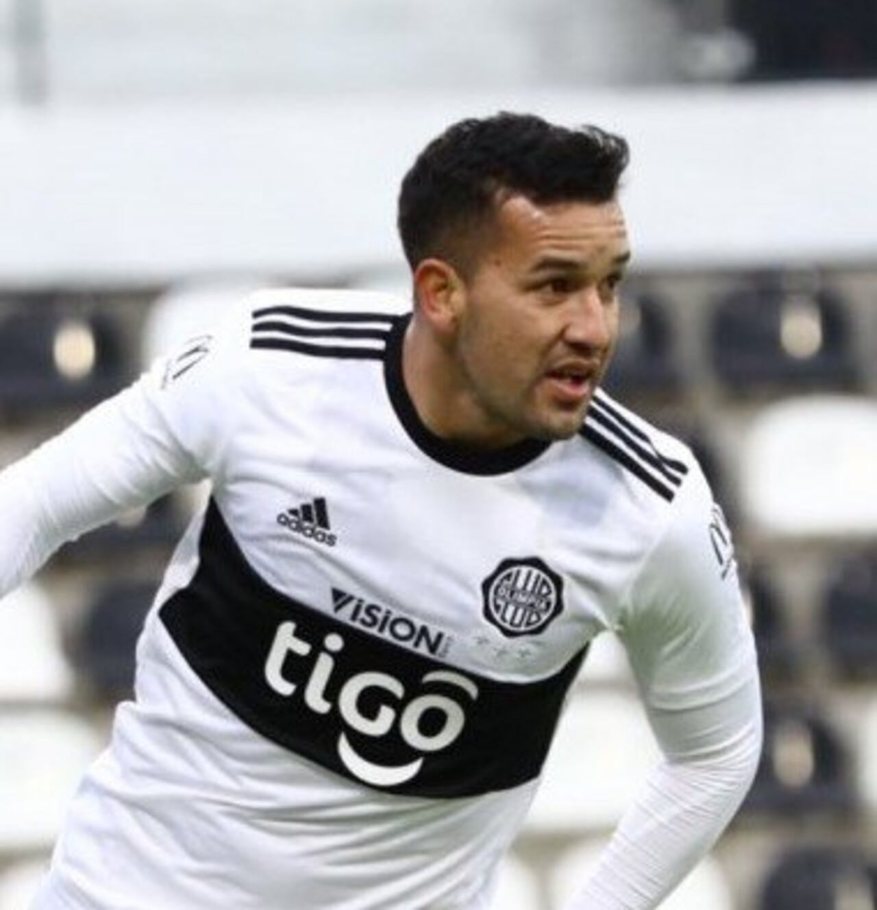 Néstor Camacho, ofensivo de Olimpia.