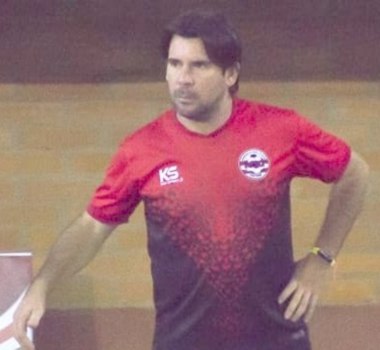 El entrenador confesó de que todavía planea quedarse en Coronel Oviedo.