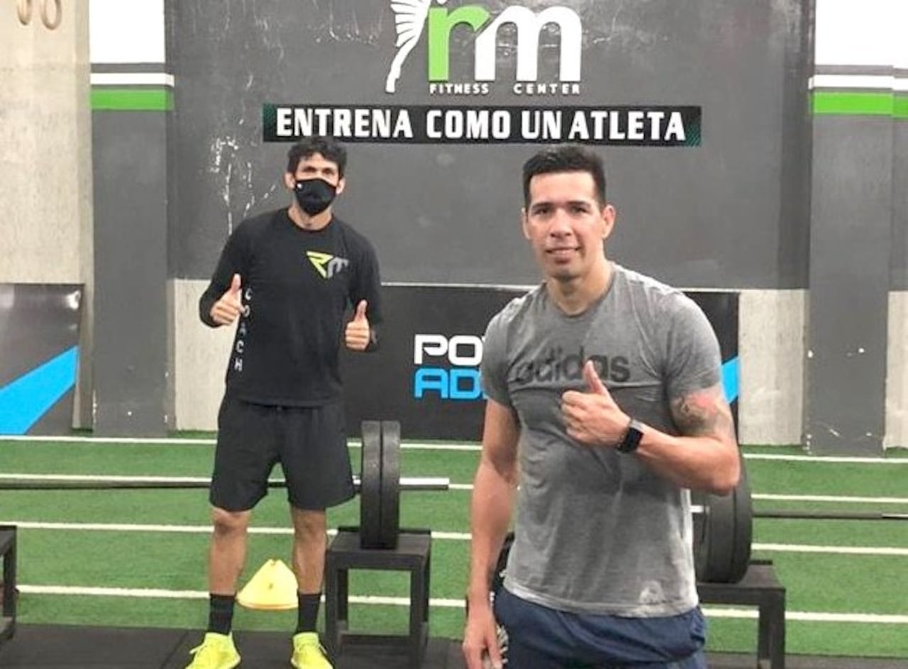 “Topo” también acude al gimnasio de Martínez.