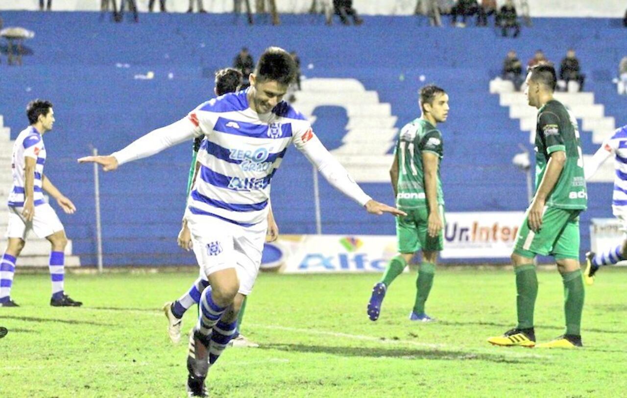 El 2 de Mayo ganó por la mínima a Silvio Pettirossi. Ahora jugará con Atlántida o Cerro. (APF).