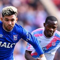El Ipswich de Enciso gana su segundo partido en la Premier