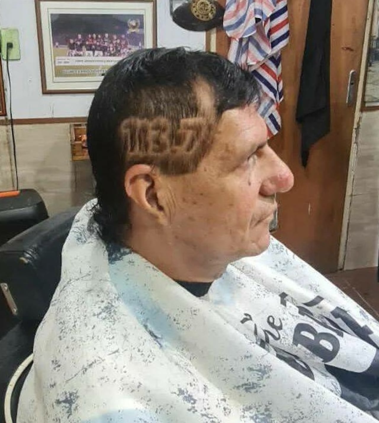 A su fiel estilo estrafalario, "El Principito" ya se puso la camiseta. (Foto: @elprincipito70)