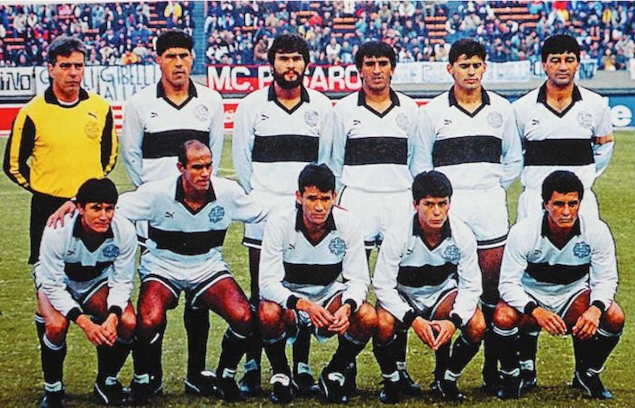 El “Abuelo” Balbuena fue parte del equipazo de Olimpia que llegó a tres finales de Copa, de forma seguida.
