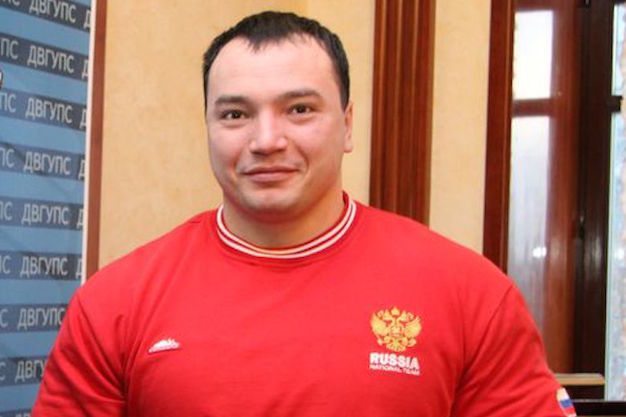 Luchador de MMA mató a patadas a un fisicoculturista ruso